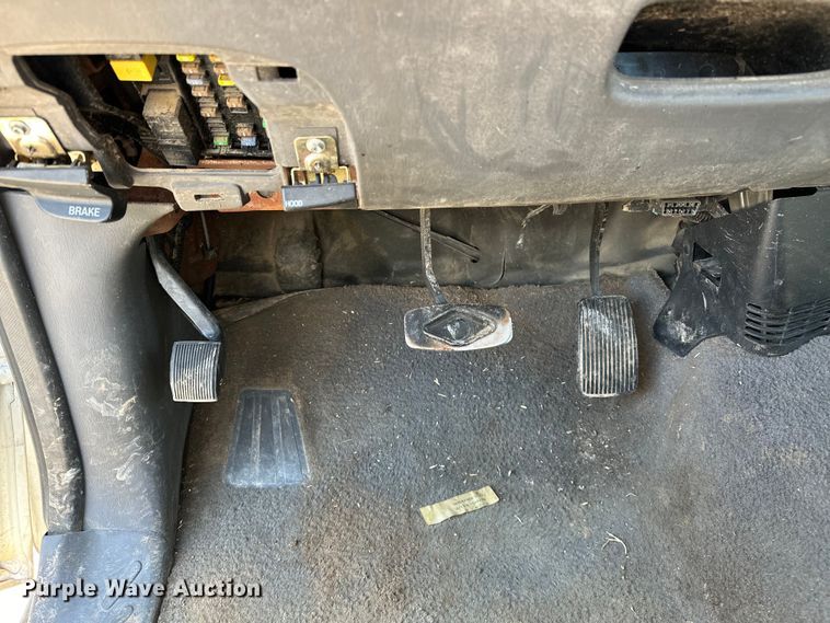 image for item NR9794 2002 Ford F150 SuperCab pickup truck