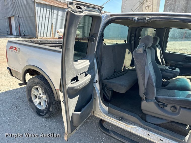 image for item NR9794 2002 Ford F150 SuperCab pickup truck