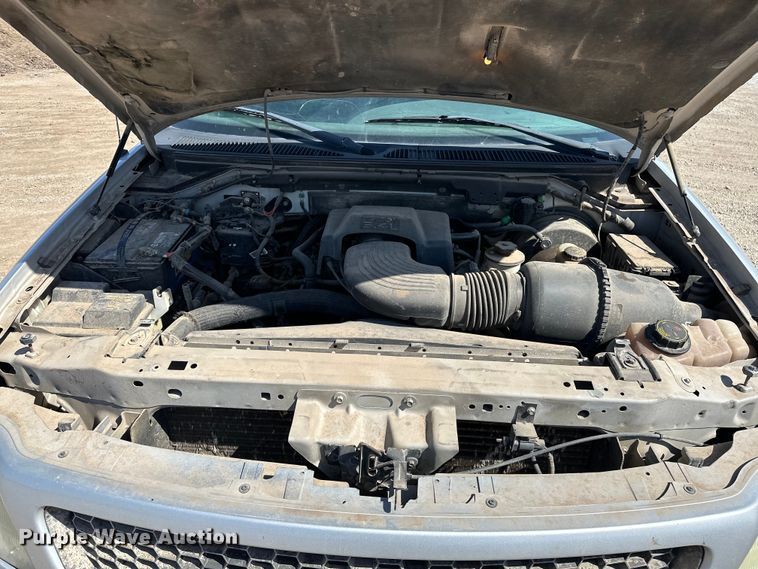 image for item NR9794 2002 Ford F150 SuperCab pickup truck