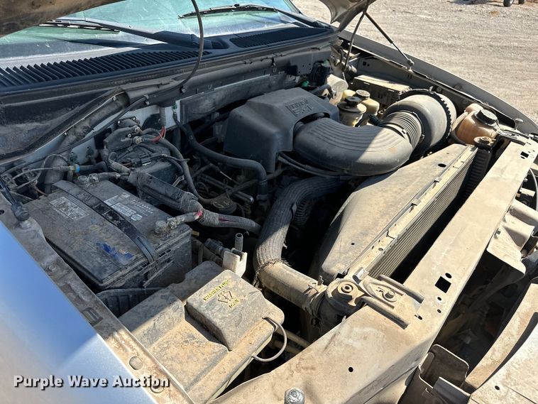 image for item NR9794 2002 Ford F150 SuperCab pickup truck