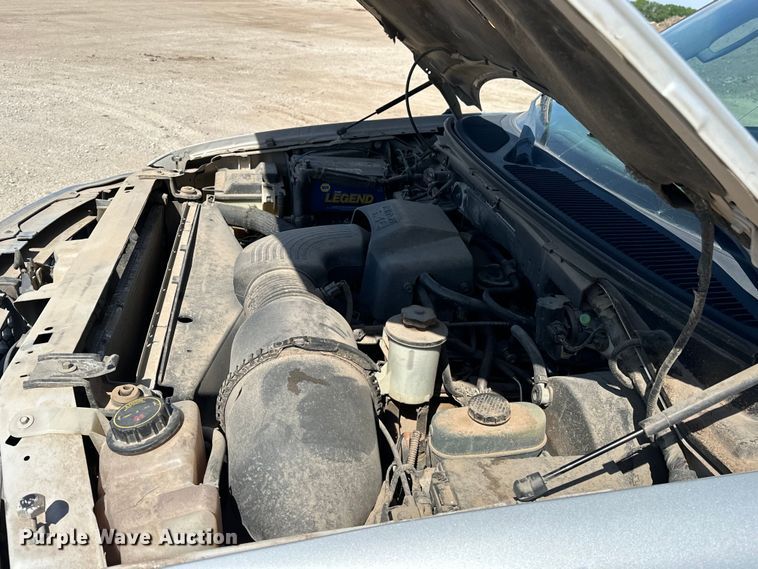 image for item NR9794 2002 Ford F150 SuperCab pickup truck