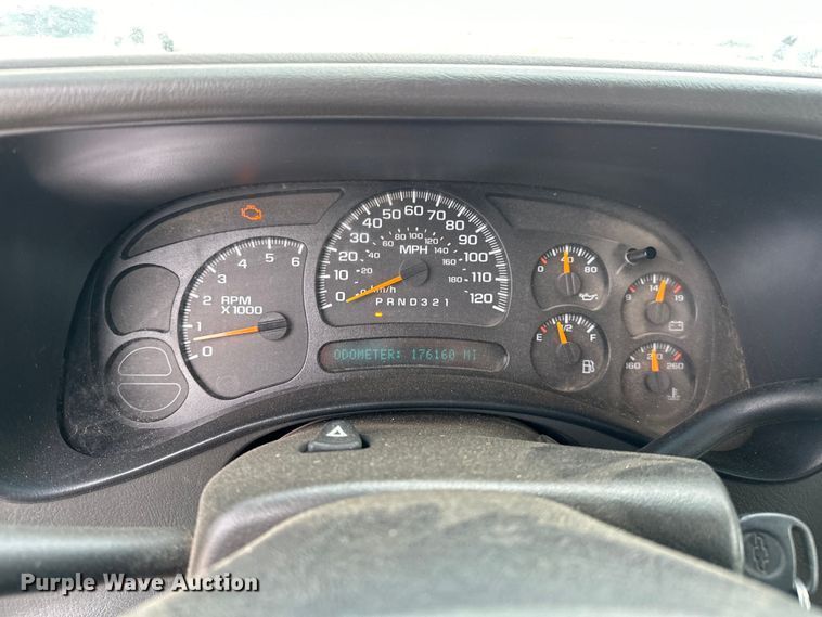 image for item NR9799 2006 Chevrolet  Silverado 1500 Crew Cab pickup truck