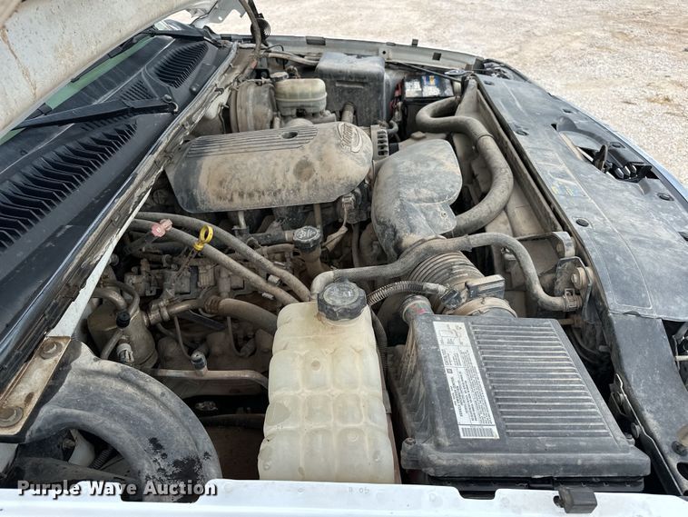 image for item NR9799 2006 Chevrolet  Silverado 1500 Crew Cab pickup truck