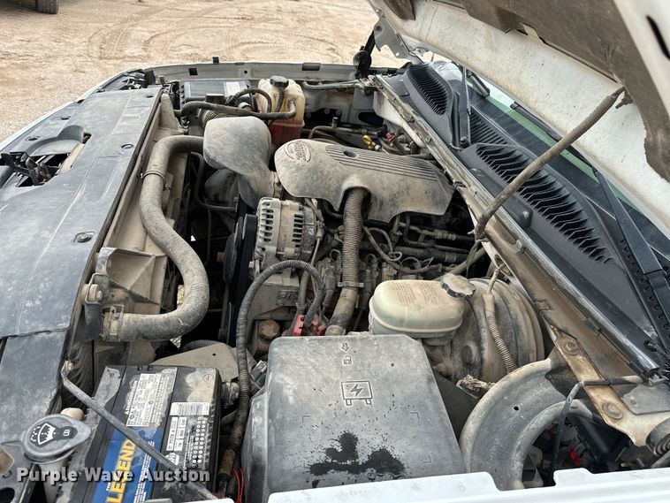 image for item NR9799 2006 Chevrolet  Silverado 1500 Crew Cab pickup truck