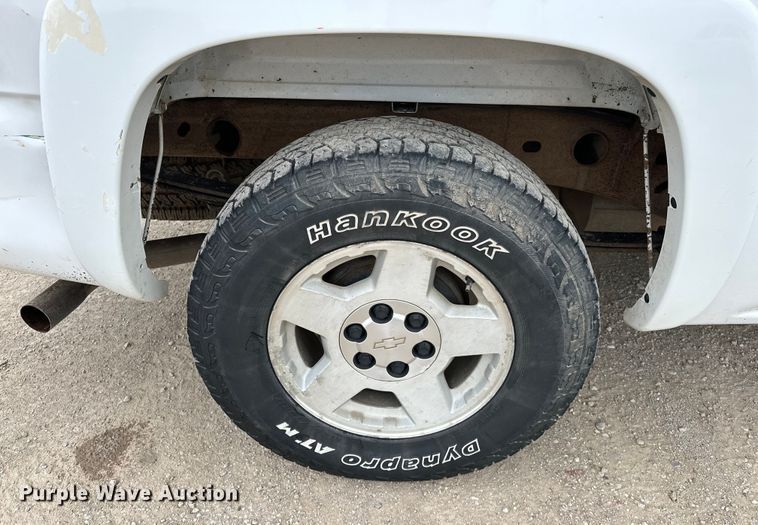 image for item NR9799 2006 Chevrolet  Silverado 1500 Crew Cab pickup truck