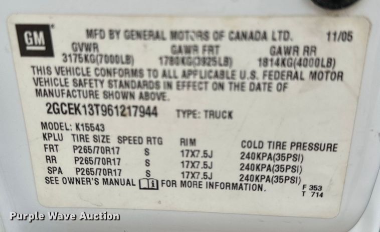 image for item NR9799 2006 Chevrolet  Silverado 1500 Crew Cab pickup truck