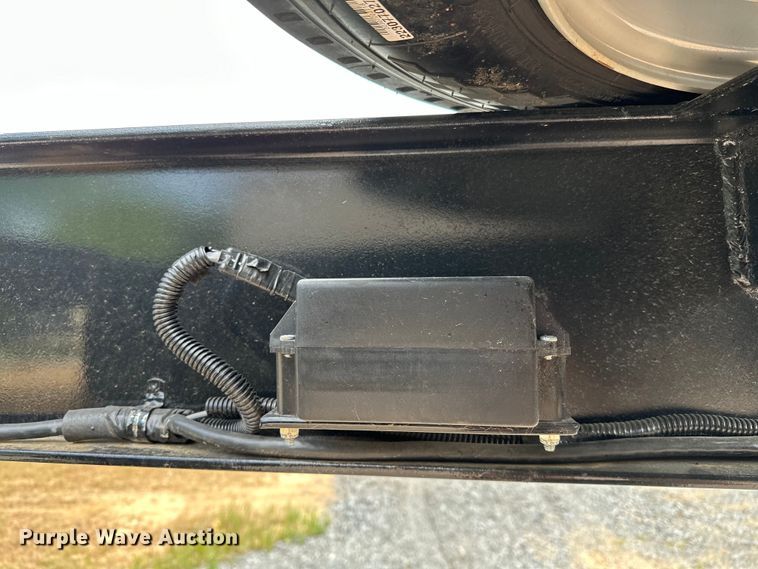 image for item NR9815 2023 Belshe  FB30HS-MAX equipment trailer