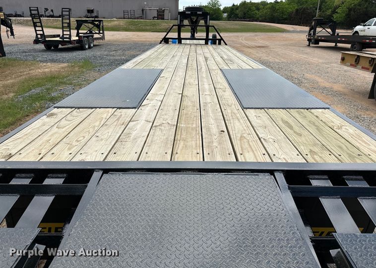 image for item NR9815 2023 Belshe  FB30HS-MAX equipment trailer