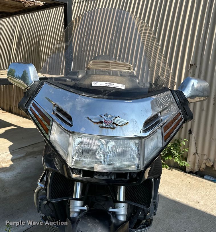 image for item NR9835 1993 Honda GoldWing GL1500 motorcycle