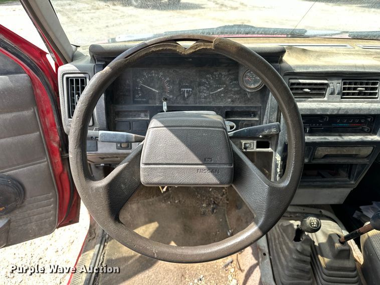 image for item NR9838 1992 Nissan KSLM-FBU flatbed pickup truck