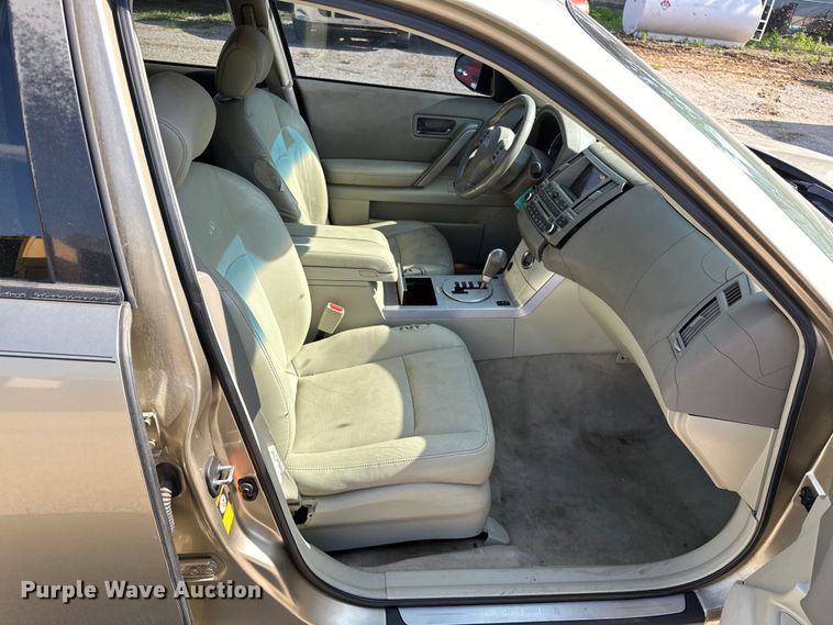 image for item NR9855 2002 Infiniti FX35 SUV