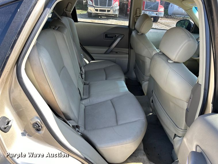 image for item NR9855 2002 Infiniti FX35 SUV