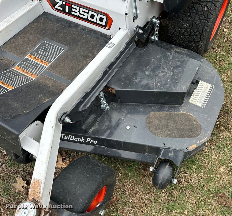 image for item NR9873 2023 Bobcat  ZT3500 ZTR lawn mower