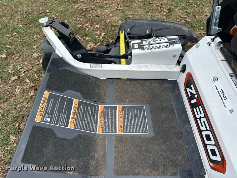 image for item NR9873 2023 Bobcat  ZT3500 ZTR lawn mower