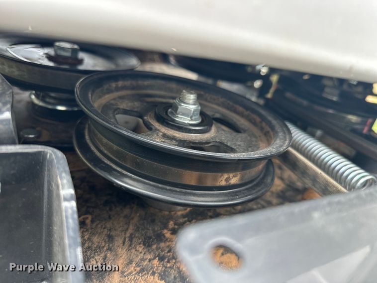 image for item NR9873 2023 Bobcat  ZT3500 ZTR lawn mower