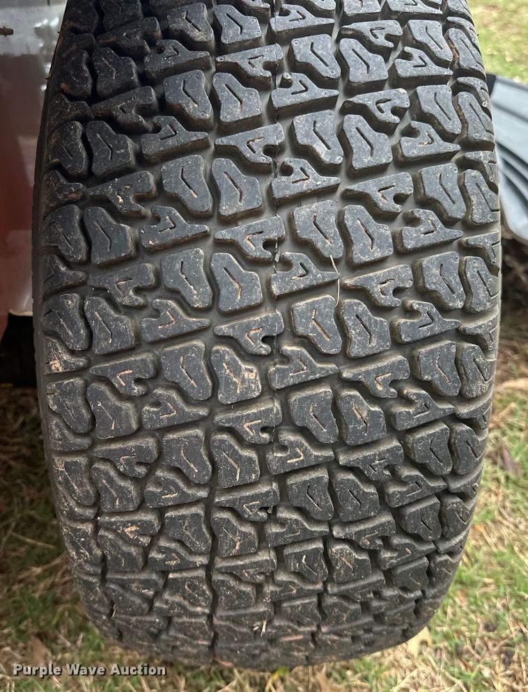 image for item NR9873 2023 Bobcat  ZT3500 ZTR lawn mower