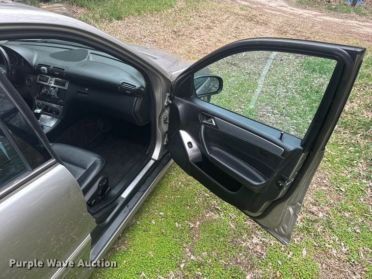 image for item NS9523 2006 Mercedes Benz C230 