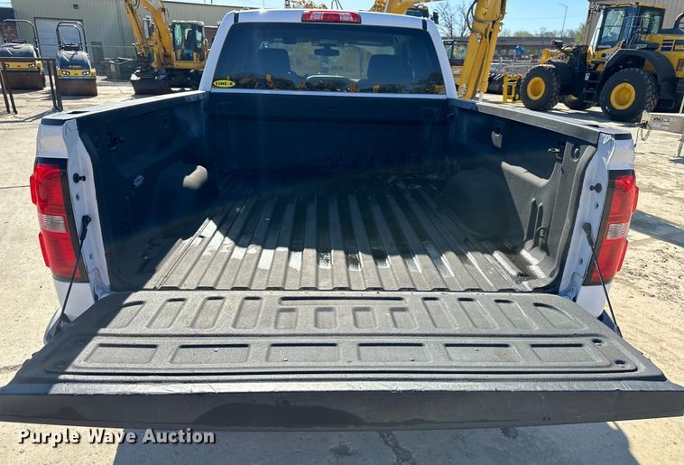 image for item NT9086 2018 GMC Seirra 1500 Double Cab pickup truck