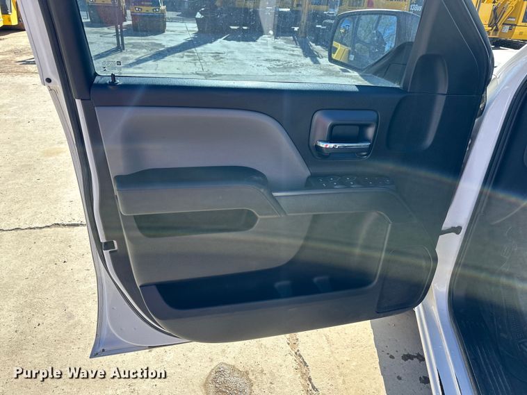 image for item NT9086 2018 GMC Seirra 1500 Double Cab pickup truck