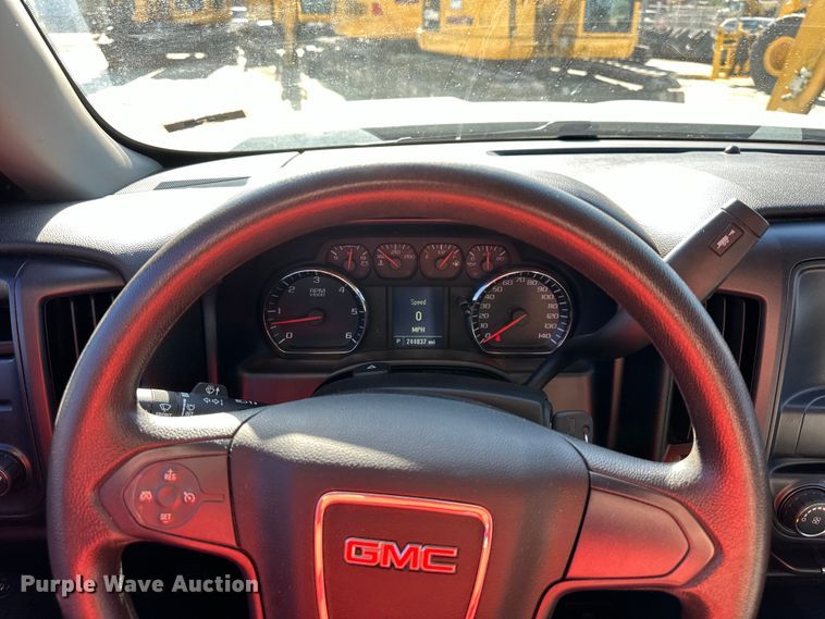 image for item NT9086 2018 GMC Seirra 1500 Double Cab pickup truck