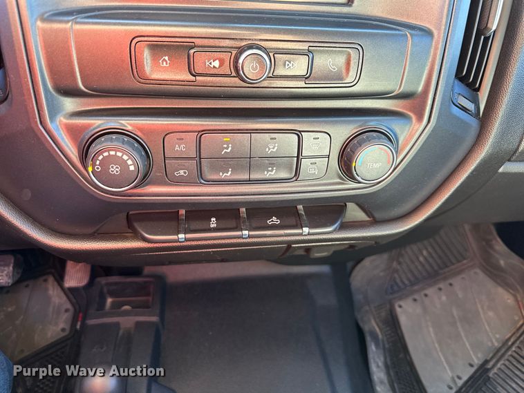 image for item NT9086 2018 GMC Seirra 1500 Double Cab pickup truck