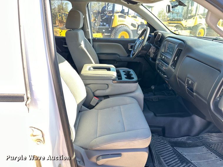 image for item NT9086 2018 GMC Seirra 1500 Double Cab pickup truck