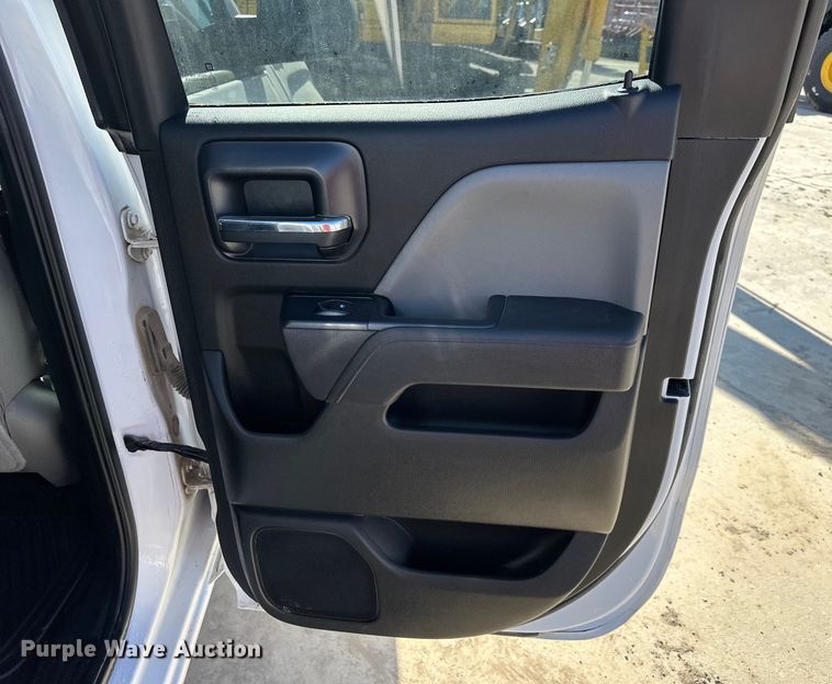 image for item NT9086 2018 GMC Seirra 1500 Double Cab pickup truck