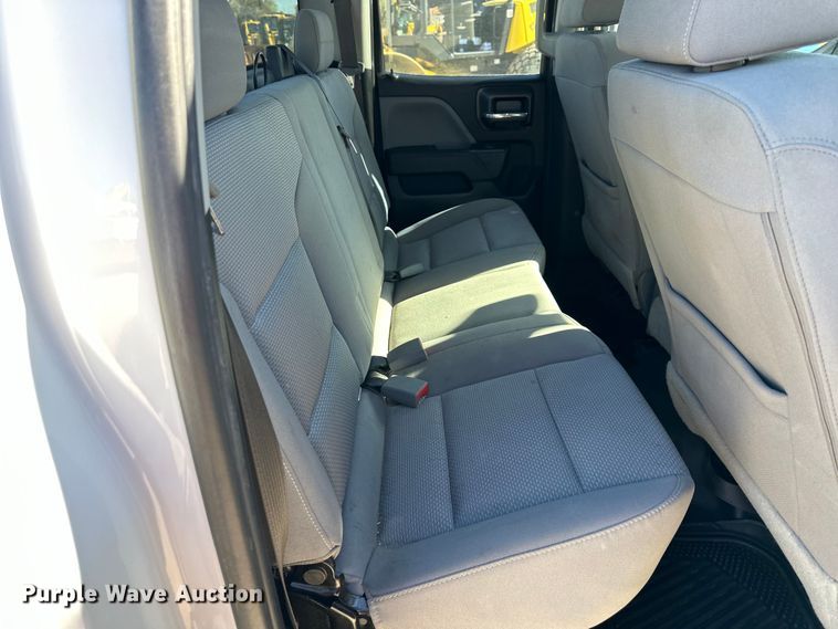 image for item NT9086 2018 GMC Seirra 1500 Double Cab pickup truck