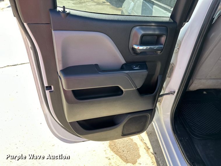 image for item NT9086 2018 GMC Seirra 1500 Double Cab pickup truck