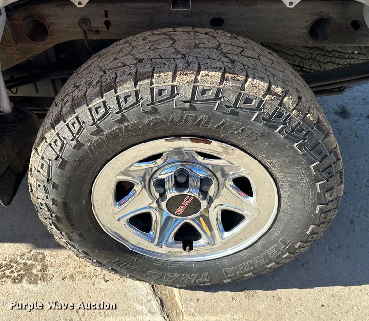 image for item NT9086 2018 GMC Seirra 1500 Double Cab pickup truck