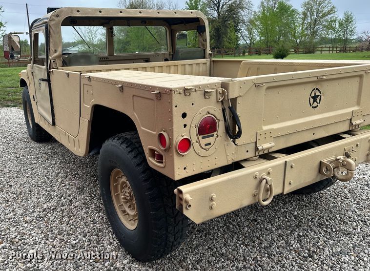 image for item NT9115 2007 AM General  M-1097R1 HMMWV SUV