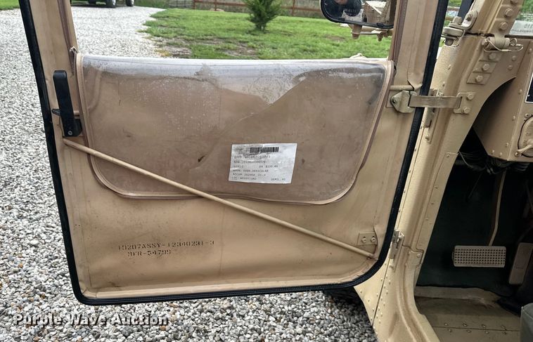 image for item NT9115 2007 AM General  M-1097R1 HMMWV SUV