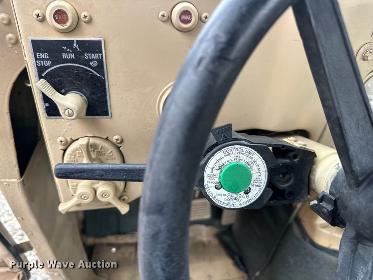 image for item NT9115 2007 AM General  M-1097R1 HMMWV SUV