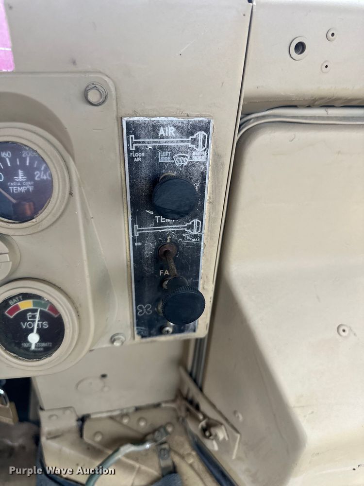 image for item NT9115 2007 AM General  M-1097R1 HMMWV SUV