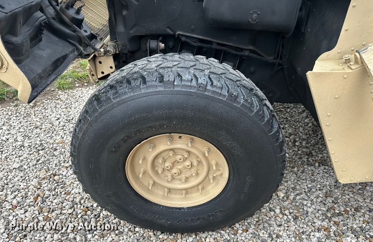 image for item NT9115 2007 AM General  M-1097R1 HMMWV SUV