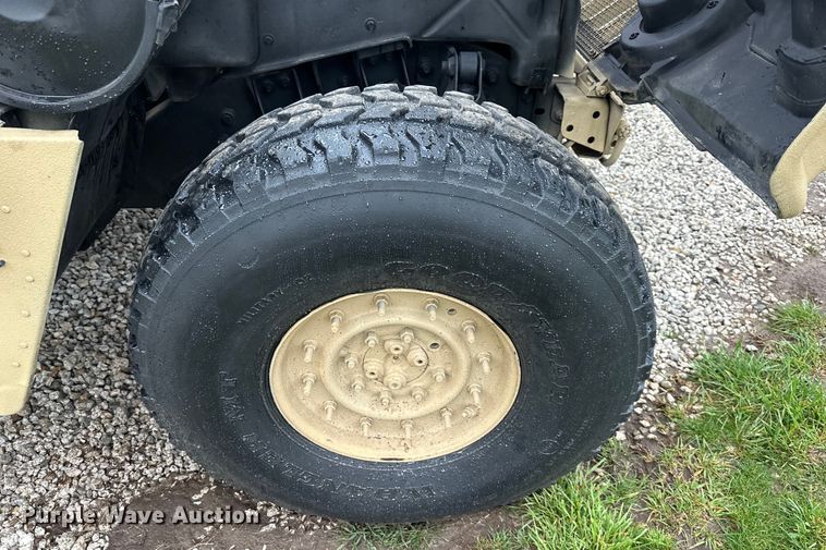 image for item NT9115 2007 AM General  M-1097R1 HMMWV SUV