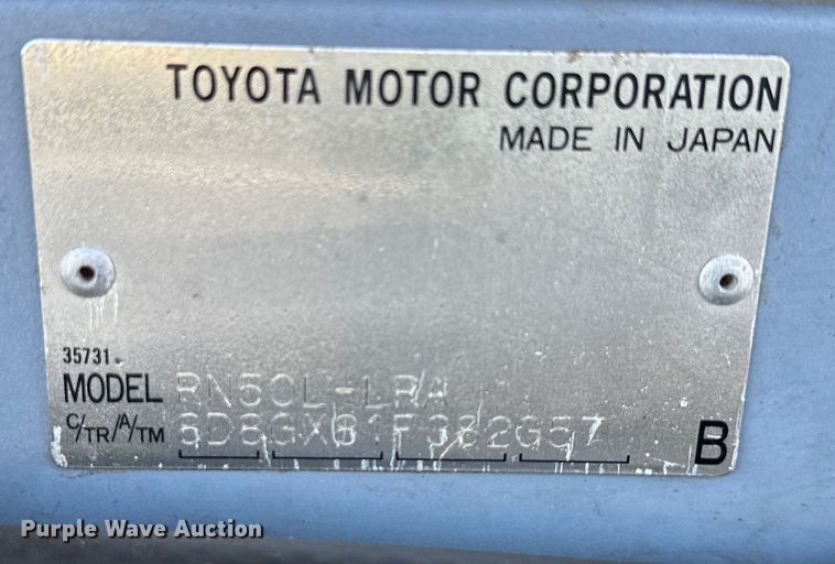 image for item NT9127 1988 Toyota pickup truck