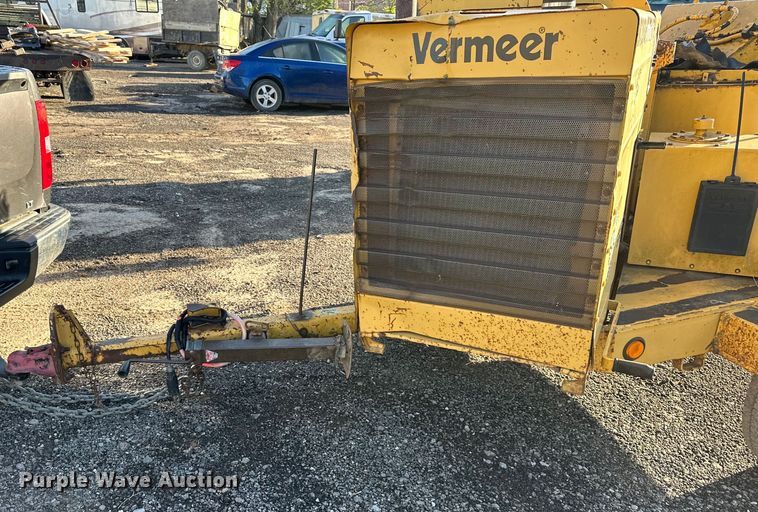 image for item NT9141 1998 Vermeer  BC1250A wood chipper