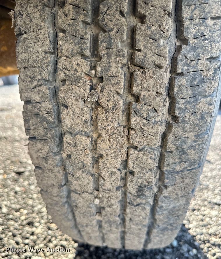 image for item NT9141 1998 Vermeer  BC1250A wood chipper