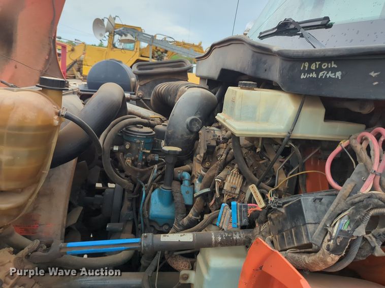 image for item NZ9565 2007 International 4100 bucket truck