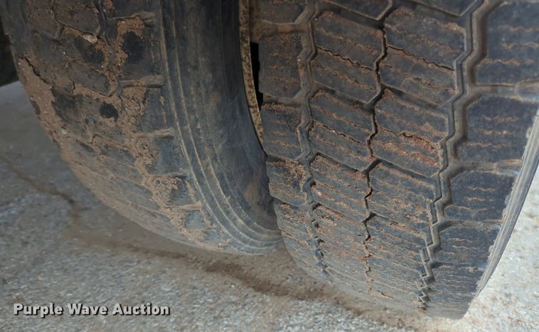 image for item NZ9565 2007 International 4100 bucket truck