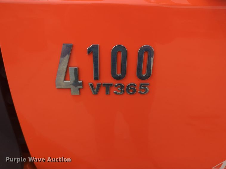 image for item NZ9565 2007 International 4100 bucket truck