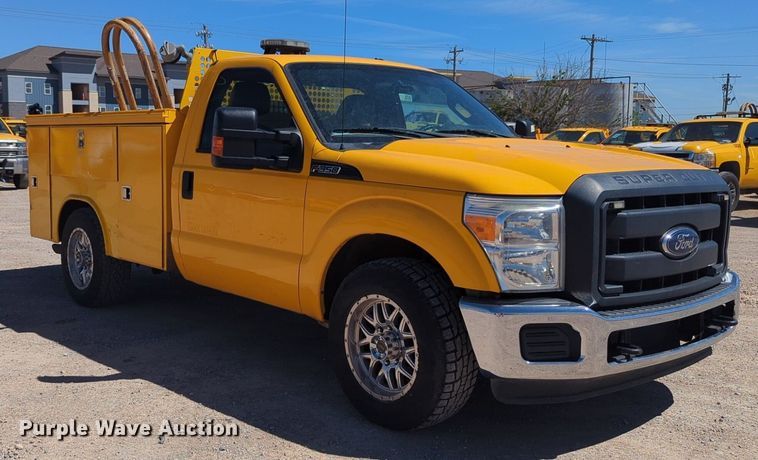 image for item NZ9575 2016 Ford F350 Super Duty utility bed pickup truck