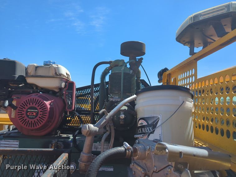 image for item NZ9575 2016 Ford F350 Super Duty utility bed pickup truck