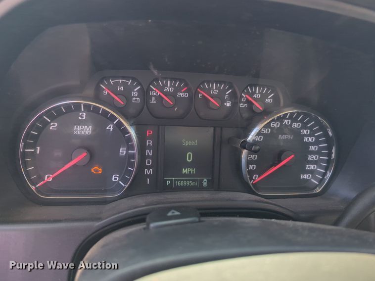 image for item NZ9578 2015 Chevrolet Silverado 3500HD utility bed pickup truck