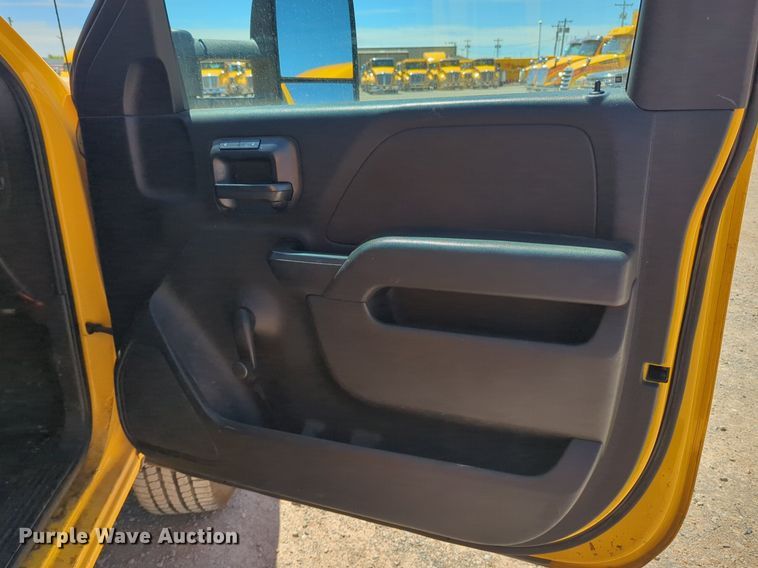 image for item NZ9578 2015 Chevrolet Silverado 3500HD utility bed pickup truck