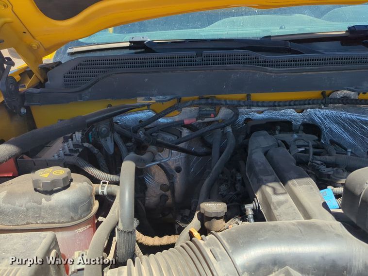 image for item NZ9578 2015 Chevrolet Silverado 3500HD utility bed pickup truck