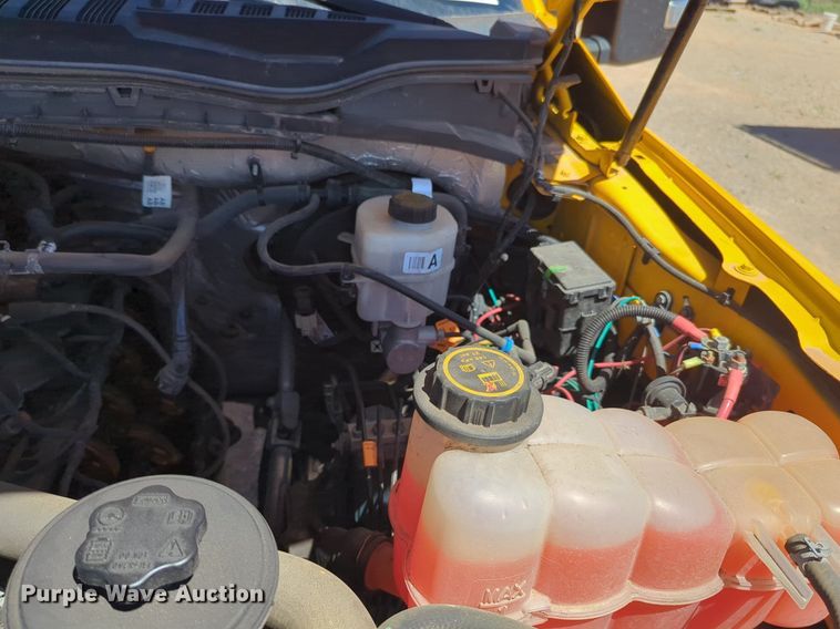 image for item NZ9580 2018 Ford F350 Super Duty  utility bed pickup truck