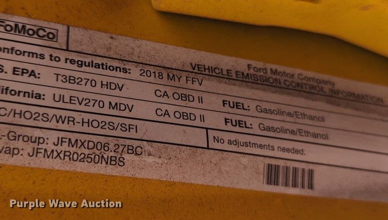 image for item NZ9580 2018 Ford F350 Super Duty  utility bed pickup truck