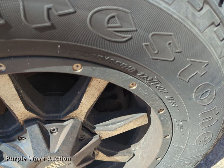 image for item NZ9580 2018 Ford F350 Super Duty  utility bed pickup truck